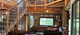Basecamp Lodge Winter Retreat sleeps 3-9 guests