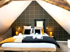 2 Schlafzimmer, Schreibtisch, Bügeleisen/Bügelbrett, kostenloses WLAN