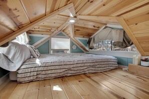 3 室のベッドルーム、ベッドシーツ