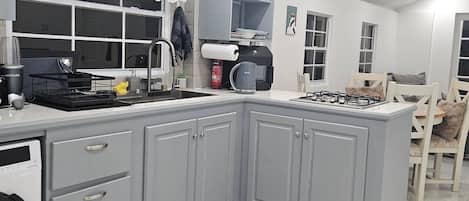 Microwave, stovetop, paper towels