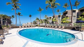 Condo, 1 King Bed with Sofa bed (Alii Villas#304 Top Floor Condo with ) | Pool