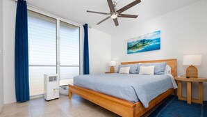 Condo, 1 King Bed with Sofa bed (Alii Villas#304 Top Floor Condo with ) | 1 bedroom - Alii Villas#304 Top Floor Condo With Ocean Views! (Kailua-Kona)