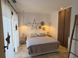 3 bedrooms, iron/ironing board, travel cot, WiFi