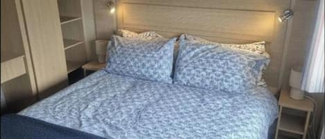 3 chambres, fer et planche Ă repasser, Wi-Fi gratuit, draps fournis
