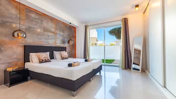 4 Schlafzimmer, Bügeleisen/Bügelbrett, kostenloses WLAN, Bettwäsche