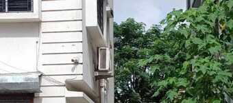 9-bedroom building in fabulous Kolkata with WiFi, fitness room, AC