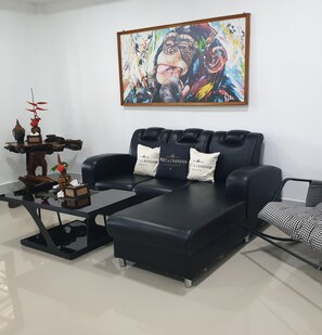 Interior - Villa - Sleeps 8 - Terrace - Beach Close (Ko Lanta)