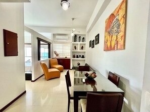 Classic Studio | Dining - Estudios Mirador del Laguito (Cartagena)