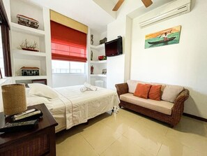 Standard Studio | In-room safe, laptop workspace, iron/ironing board, free WiFi - Estudios Mirador del Laguito (Cartagena)
