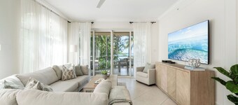 Villa 7, Ocean Front, Second floor, 3 bedroom, 3 bathroom, fully equipped.