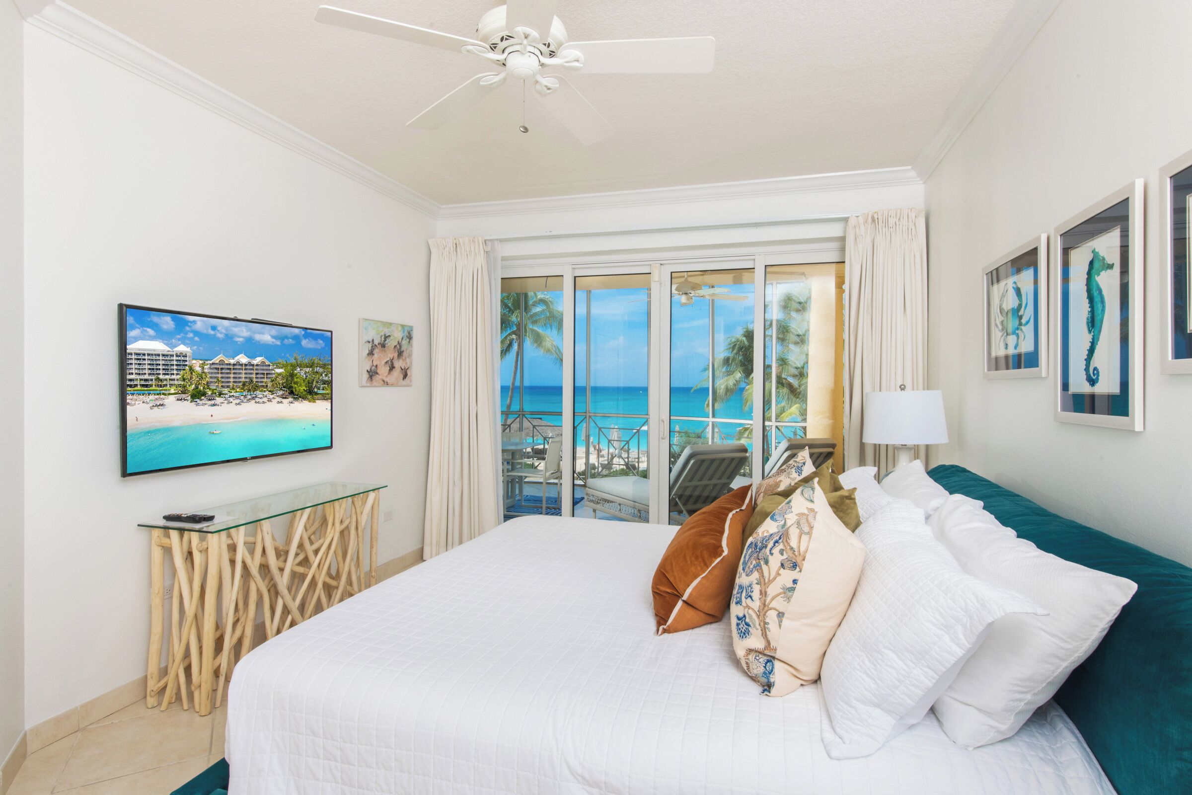 3 chambres, fer et planche à repasser, Wi-Fi gratuit, draps fournis