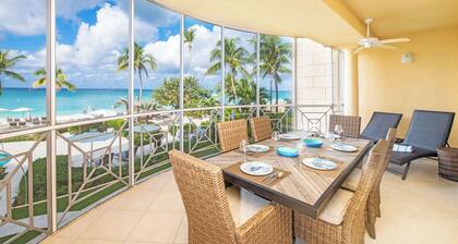 The Meridian, Villa 11, Second floor, 3Bed 3Bath, Oceanfront, fully equipped.