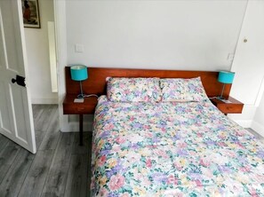 2 bedrooms, iron/ironing board, travel crib, bed sheets