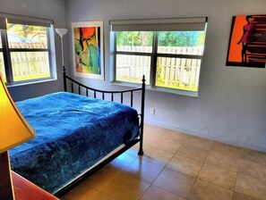 2 多间卧室、熨斗/熨衣板、WiFi、床单