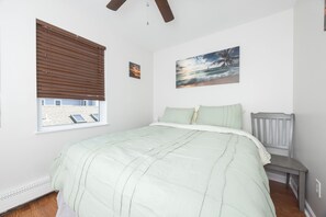 3 bedrooms, desk, free WiFi, bed sheets