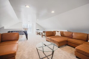 Smart TV, table football