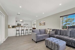 TV, fireplace, offices