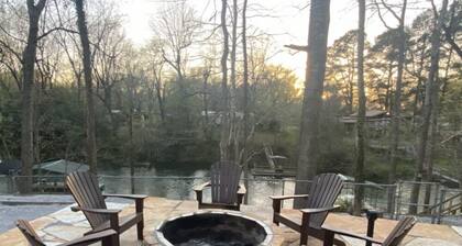 Mom and Pops Lodge: Nature's Retreat