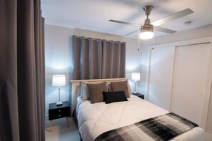 2 chambres, fer et planche à repasser, Wi-Fi, draps fournis