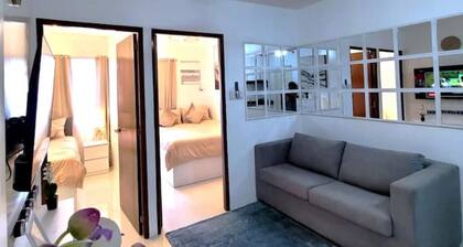 Palawan Cozy 2BR w/ Gym and Pool