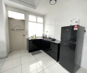 Microwave, stovetop - Platino 13 Pax, Mins away from Paradigm & Legoland

 (Johor Bahru)