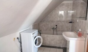 Bathroom - u Semushky Apartment (Karlovarský kraj)