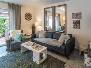 House | Living area - Holiday Apartment Dunenrose (Norden)