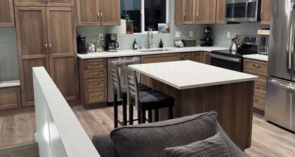 City Retreat, 2 bdrm near Airport