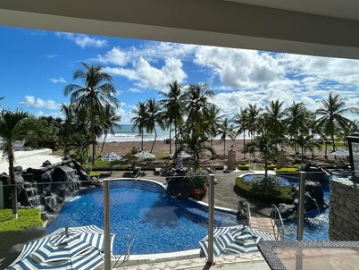 Luxury Beachfront Condo 3bd/3.5ba in the Heart of Jacó