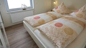 Unclassified image, 2 of 10, button - Holiday Apartment Ankerstek (Norden)