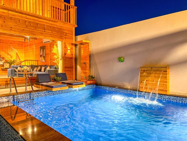 Luxury Cottage, Private Pool | 2 bedrooms, blackout drapes, free WiFi, bed sheets - gulf cottages (Jeddah)