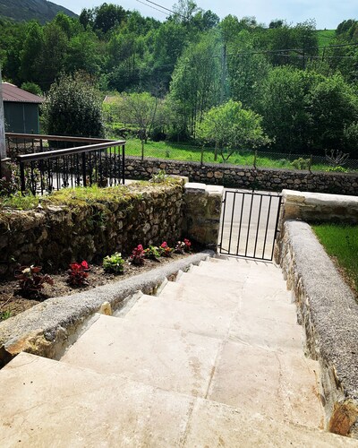 Impeccable 3-bed House in Cangas de Onis