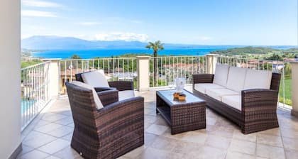 Villa Perla Comfortable Holiday Residence