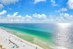Condo, Plusieurs lits (Emerald Isle Resort 2305) | Plage | Sur la plage