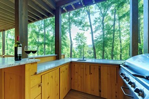 Property grounds - Hot Tub & Fire Pit: Secluded Blue Ridge Cabin! (Blue Ridge)