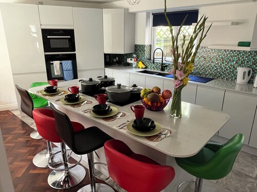 Detached House great location for easy access to Milton Keynes