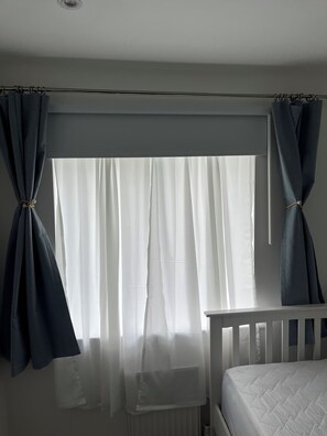 4 Schlafzimmer, Schreibtisch, Bügeleisen/Bügelbrett, kostenloses WLAN