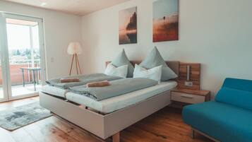 2 bedrooms, individually furnished, bed sheets