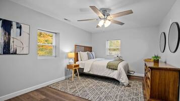 3 chambres, bureau, fer et planche à repasser, Wi-Fi