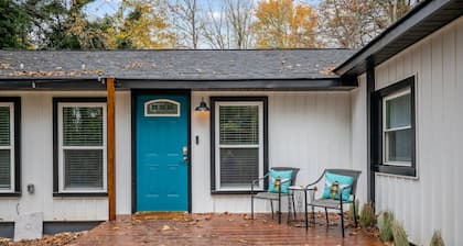Urban Escape 3 Bed 2.5 Bath Near Wake Forest