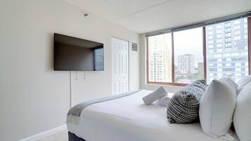 Apartment | 2 bedrooms, premium bedding, blackout curtains, iron/ironing board