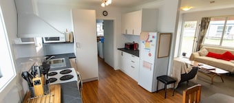 Karen's - FREE WiFi, Twizel