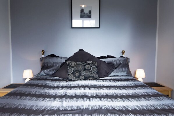 4 bedrooms, free WiFi, bed sheets