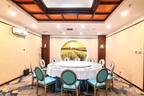 Restaurant - Tianrui Zhongzhou International Hotel (Ruzhou)