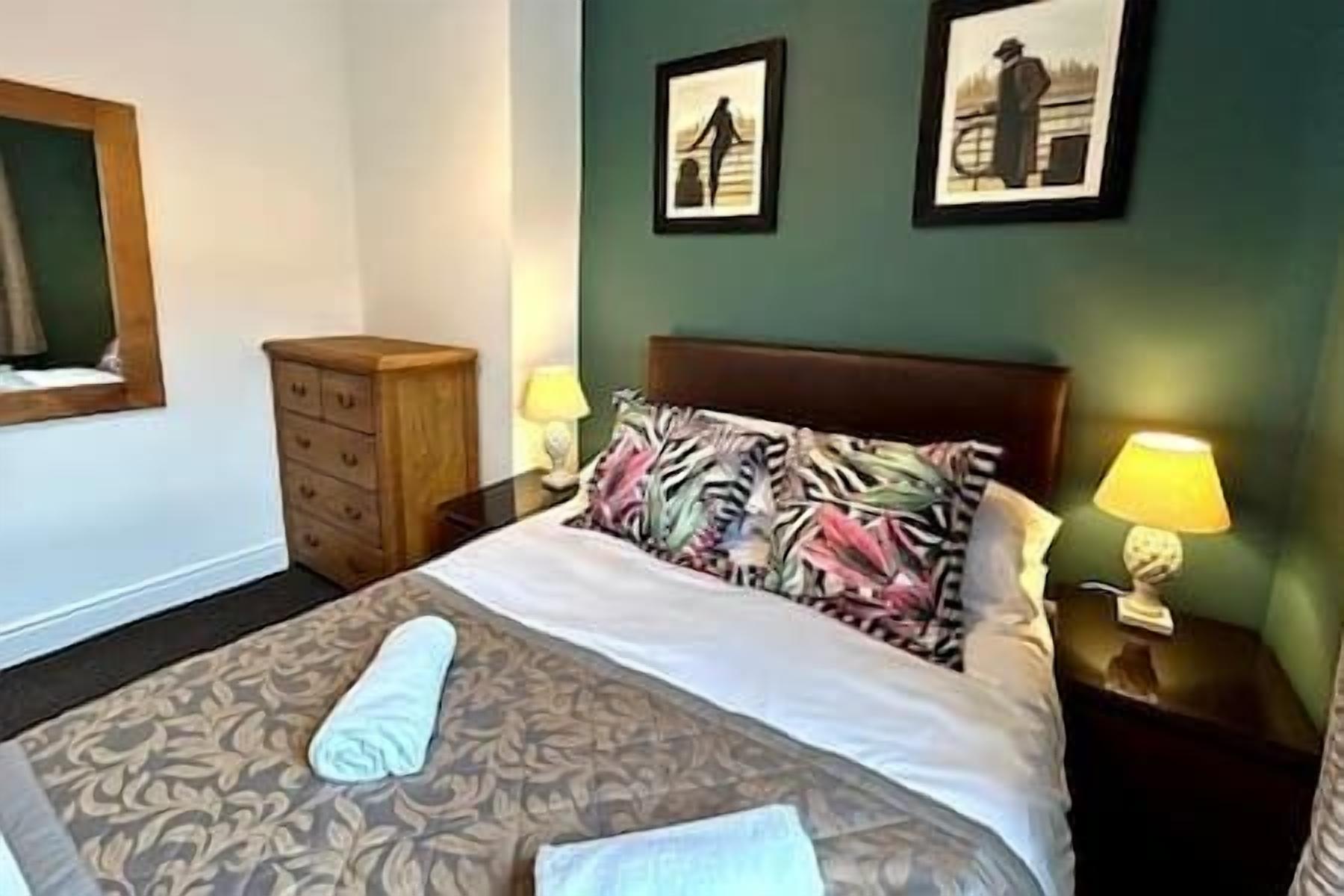 3 bedrooms