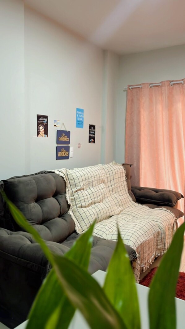 Living area - Edifício Pedra Menina (Penha)