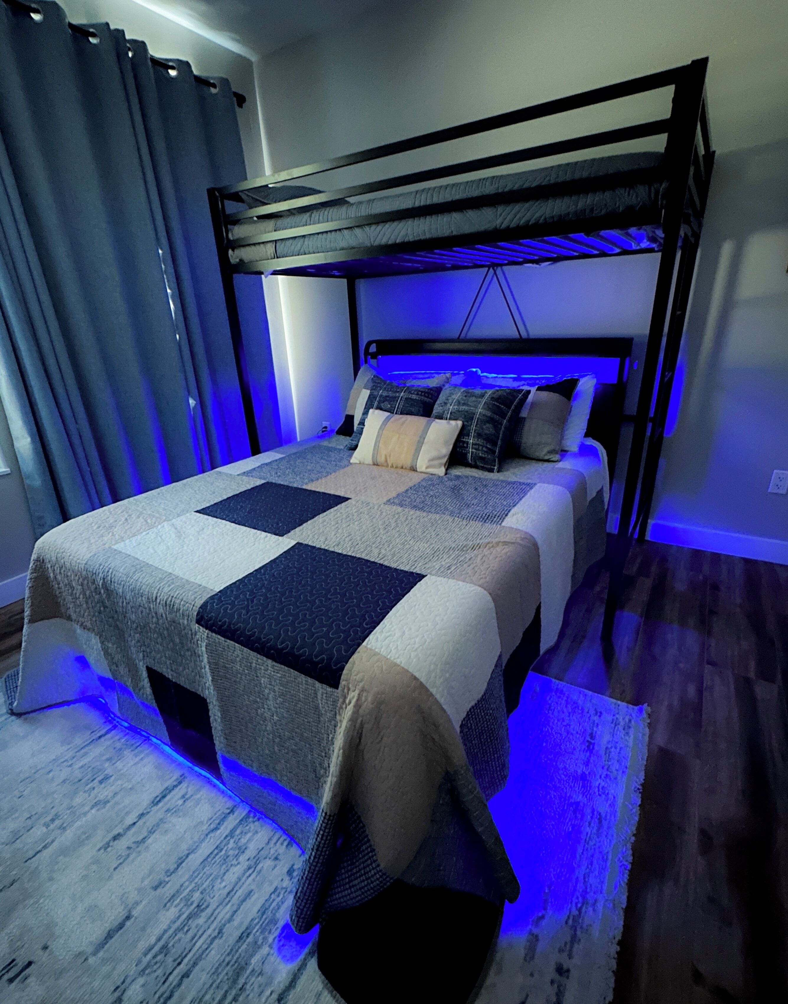 2 bedrooms, iron/ironing board, travel crib, WiFi