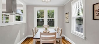 The Woodland Cottage | 3BR 1BA
