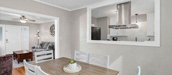 The Woodland Cottage | 3BR 1BA