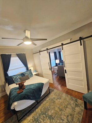 2 bedrooms, iron/ironing board, travel cot, WiFi